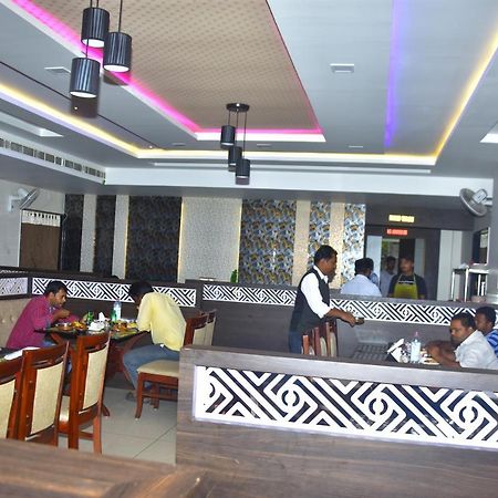 Готель Pagadala Grand Residency Bapatla Екстер'єр фото